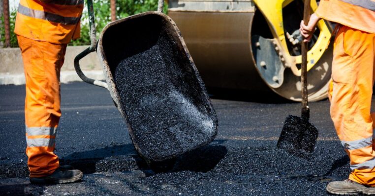 4 Essential Qualities of an Asphalt Paving Contractor