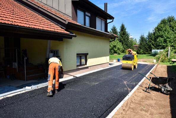 Asphalt Driveway Installation and Maintenance Tips